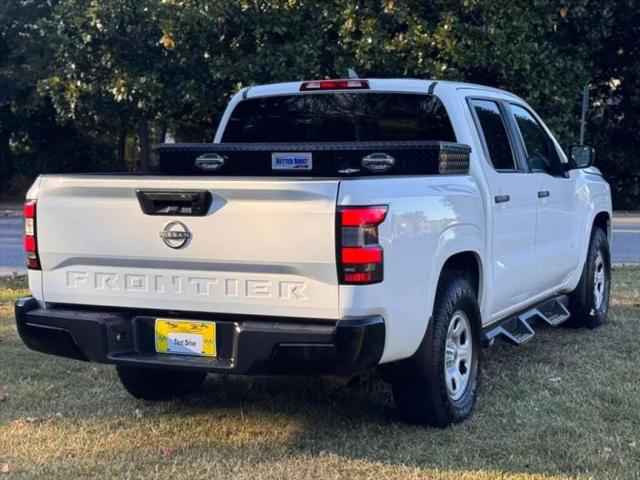 2022 Nissan Frontier Crew Cab S 4x2
