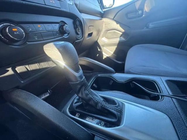 2022 Nissan Frontier Crew Cab S 4x2