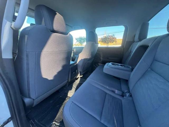 2022 Nissan Frontier Crew Cab S 4x2