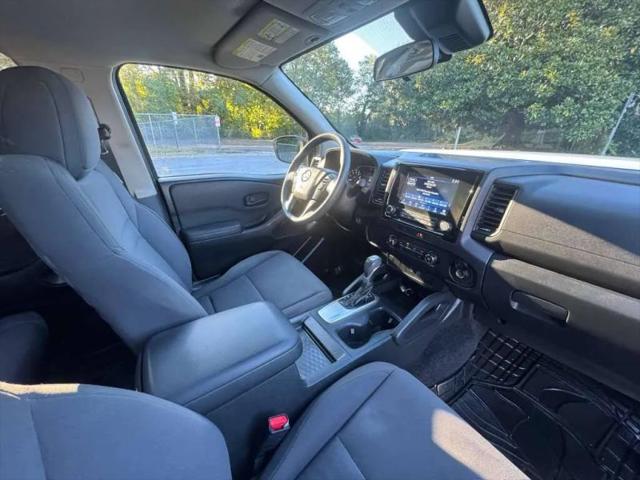 2022 Nissan Frontier Crew Cab S 4x2