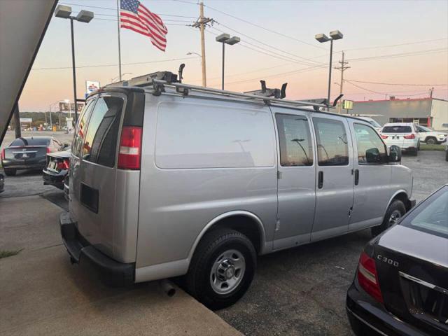 2017 Chevrolet Express Work Van