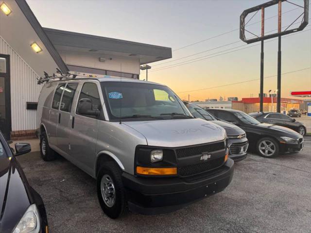 2017 Chevrolet Express Work Van
