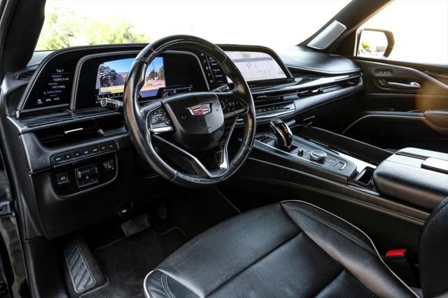 2022 Cadillac Escalade ESV 4WD Sport