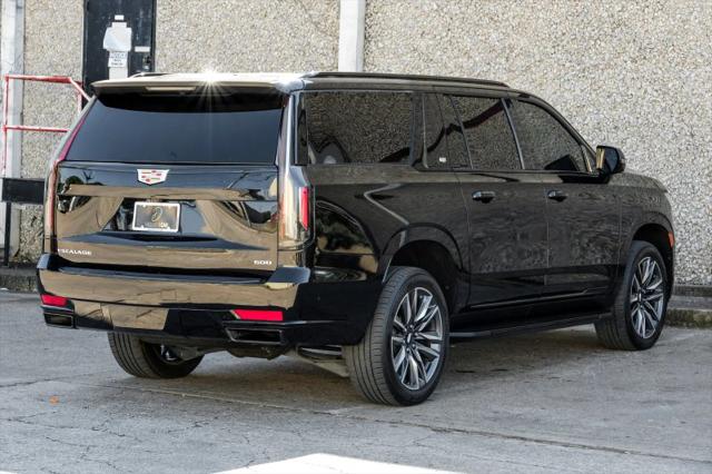 2022 Cadillac Escalade ESV 4WD Sport