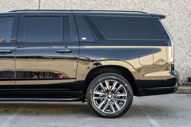 2022 Cadillac Escalade ESV 4WD Sport