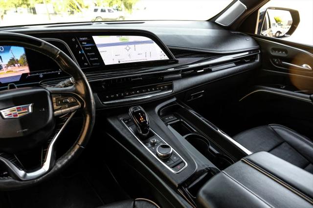 2022 Cadillac Escalade ESV 4WD Sport