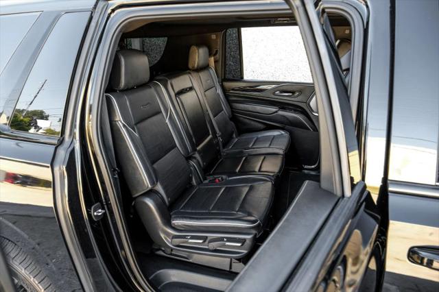 2022 Cadillac Escalade ESV 4WD Sport