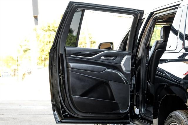 2022 Cadillac Escalade ESV 4WD Sport