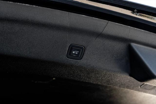 2022 Cadillac Escalade ESV 4WD Sport