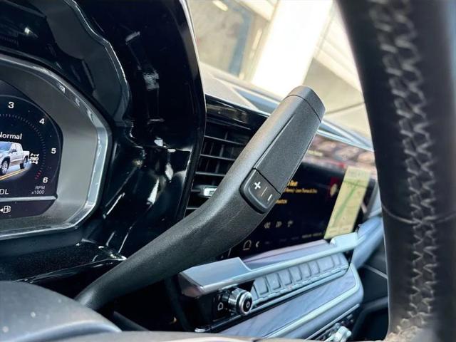 2025 GMC Sierra 1500 4WD Crew Cab Short Box SLT