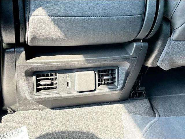 2025 GMC Sierra 1500 4WD Crew Cab Short Box SLT