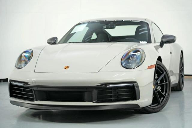2024 Porsche 911 Carrera