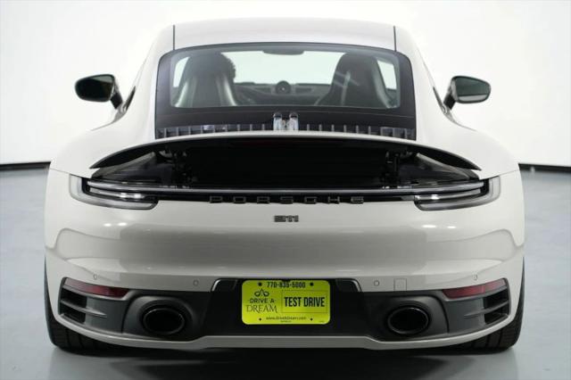 2024 Porsche 911 Carrera