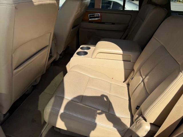 2010 Lincoln Navigator Base