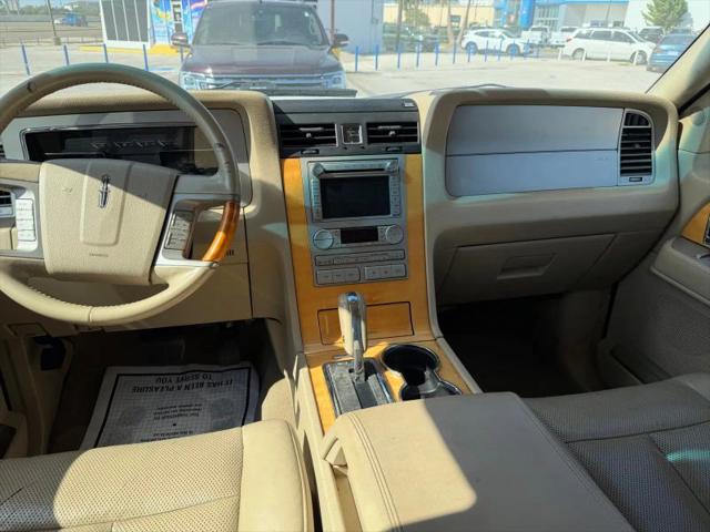 2010 Lincoln Navigator Base