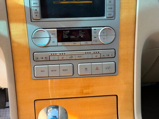 2010 Lincoln Navigator Base