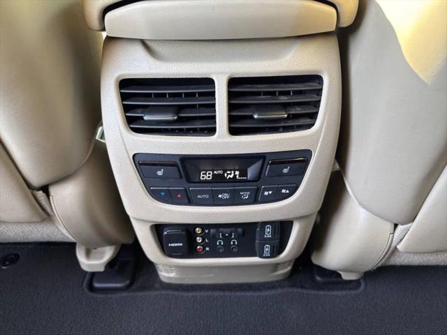2017 Acura MDX w/Advance & Entertainment Pkgs