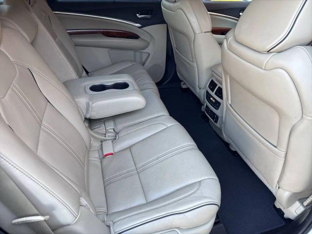 2017 Acura MDX w/Advance & Entertainment Pkgs
