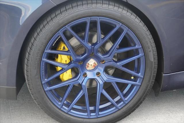 2011 Porsche Panamera 2