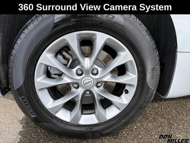 2026 Chrysler Pacifica Select AWD