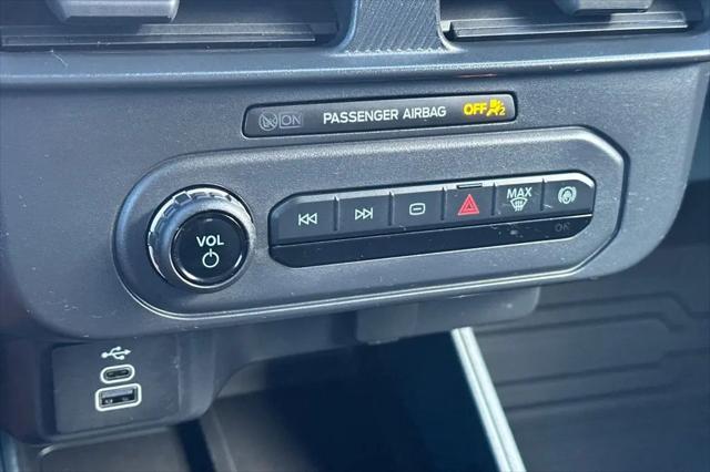 2025 Ford Maverick XL