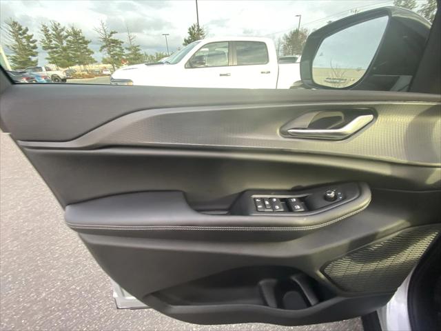 2025 Jeep Grand Cherokee L Altitude X 4x4