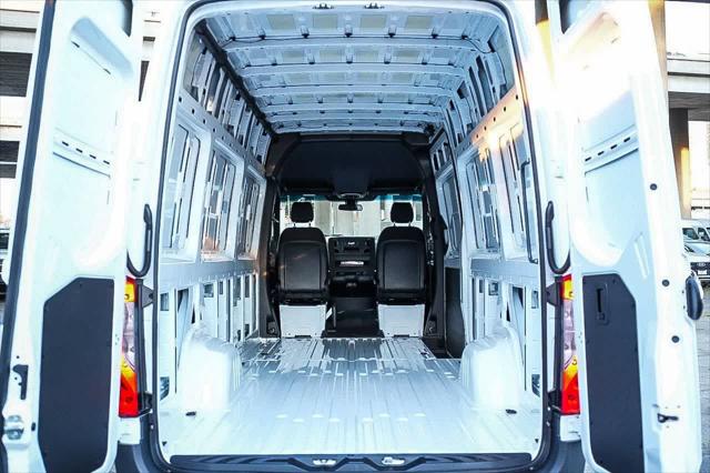 2026 Mercedes-Benz Sprinter Cargo Van High Roof 4-Cyl Diesel