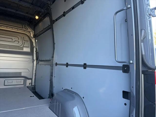 2026 Mercedes-Benz Sprinter 2500 Standard Roof 4-Cyl Diesel