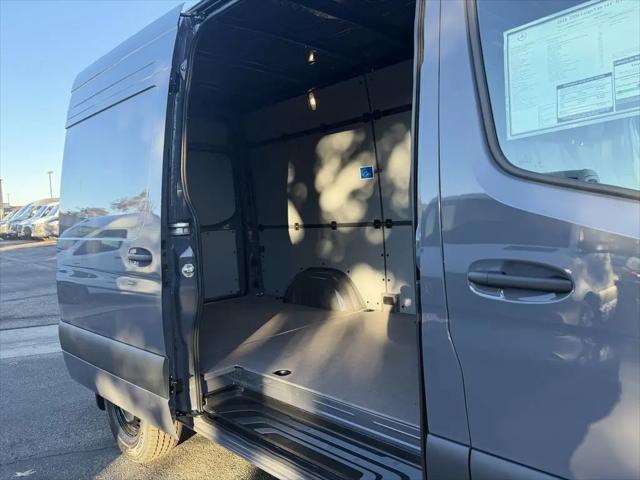 2026 Mercedes-Benz Sprinter 2500 Standard Roof 4-Cyl Diesel