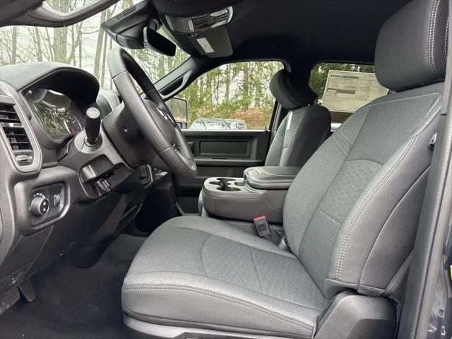 2026 Ram 2500 Black Express Crew Cab 4x4 6'4" Box