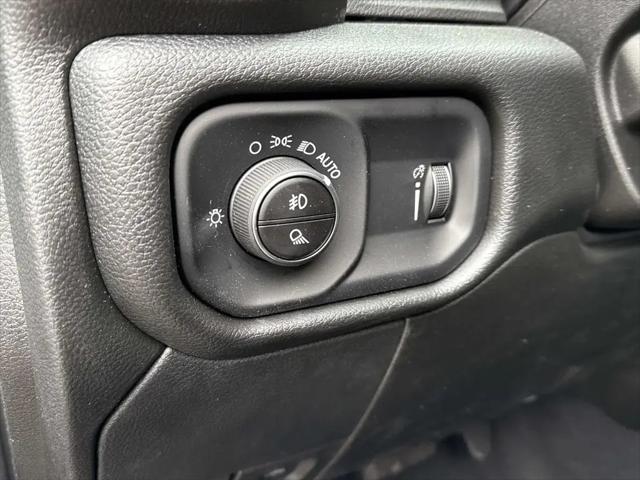 2026 Ram 2500 Black Express Crew Cab 4x4 6'4" Box