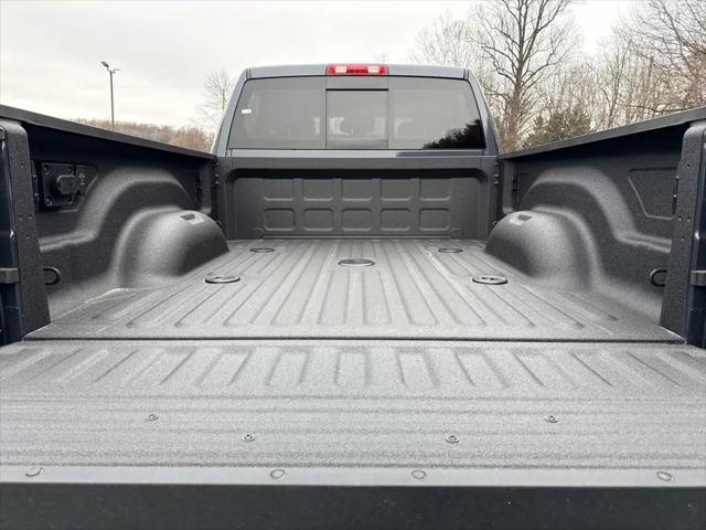 2026 Ram 2500 Black Express Crew Cab 4x4 6'4" Box