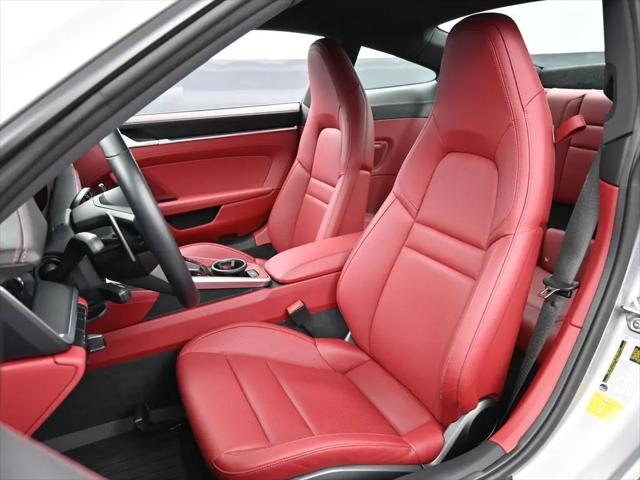 2024 Porsche 911 Carrera T