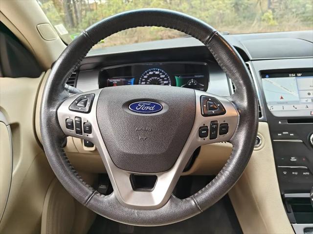 2018 Ford Taurus SEL