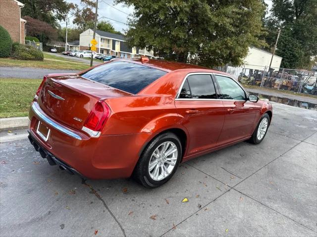 2021 Chrysler 300 Touring L