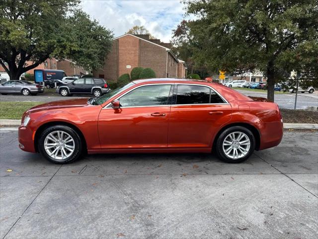 2021 Chrysler 300 Touring L