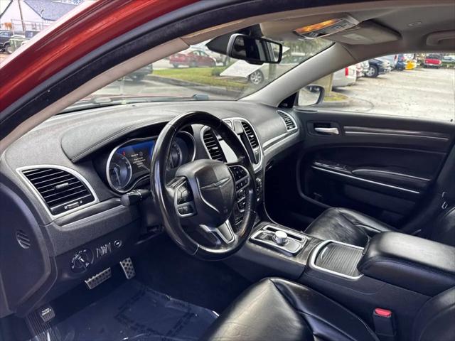 2021 Chrysler 300 Touring L