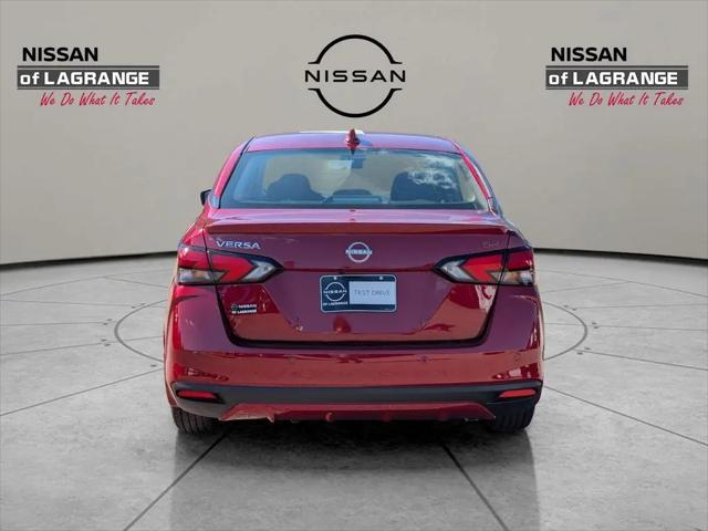 2025 Nissan Versa 1.6 SR