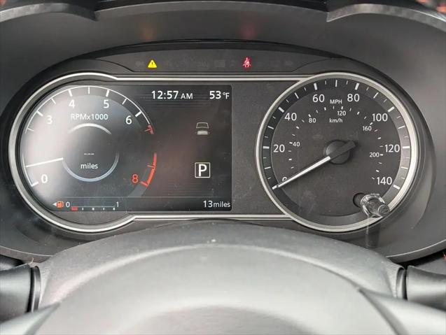 2025 Nissan Versa 1.6 SR