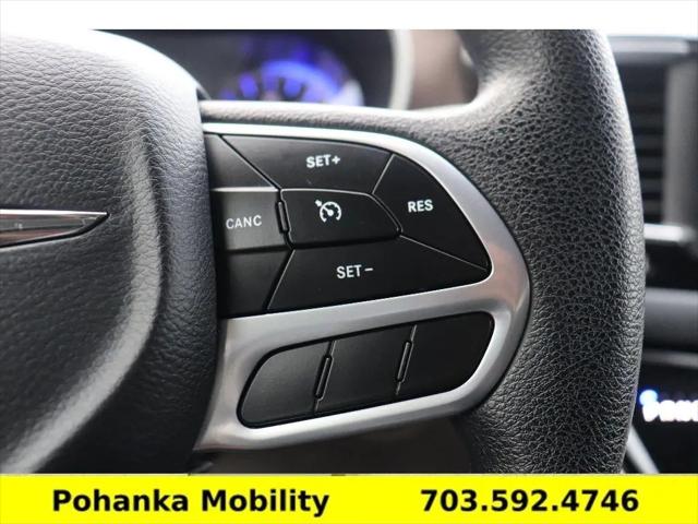 2020 Chrysler Voyager L