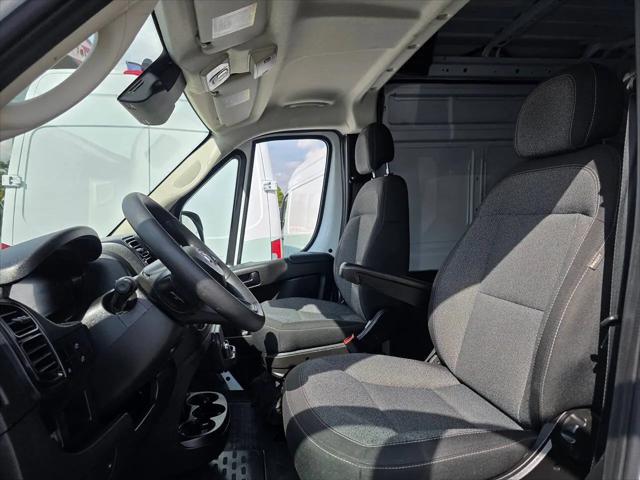 2023 Ram ProMaster Cargo Van High Roof 159" WB EXT