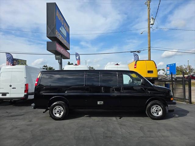 2023 GMC Savana Cargo RWD 3500 Extended Wheelbase Work Van