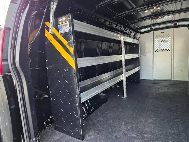 2023 GMC Savana Cargo RWD 3500 Extended Wheelbase Work Van