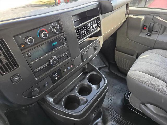 2023 GMC Savana Cargo RWD 3500 Extended Wheelbase Work Van