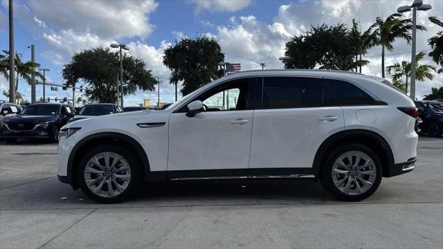 2025 Mazda X-90 3.3 Turbo Premium Plus Package