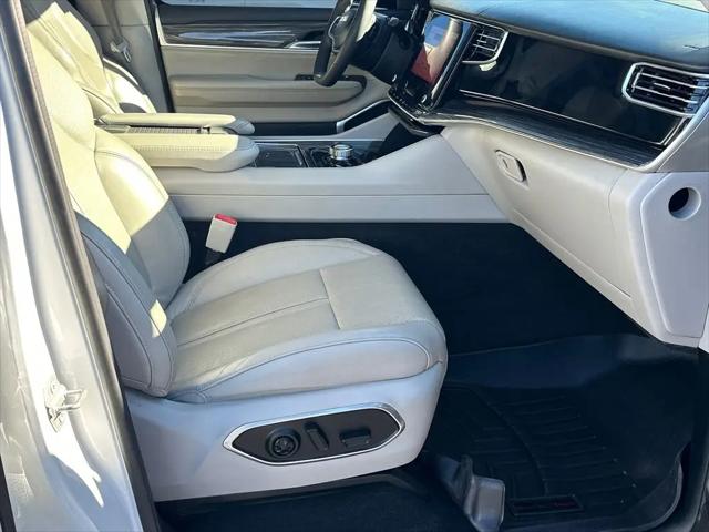 2022 Jeep Wagoneer Series II 4x2