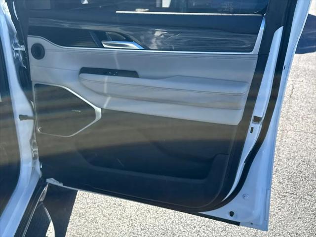 2022 Jeep Wagoneer Series II 4x2
