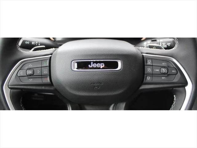 2025 Jeep Grand Cherokee Laredo X 4x2