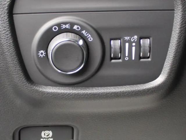 2025 Jeep Grand Cherokee Laredo X 4x2