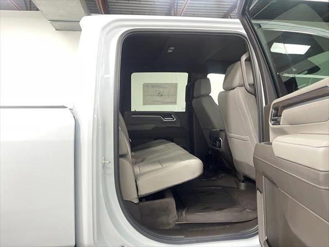 2026 GMC Sierra 2500HD Crew Cab, Standard Bed, SLT, 4WD